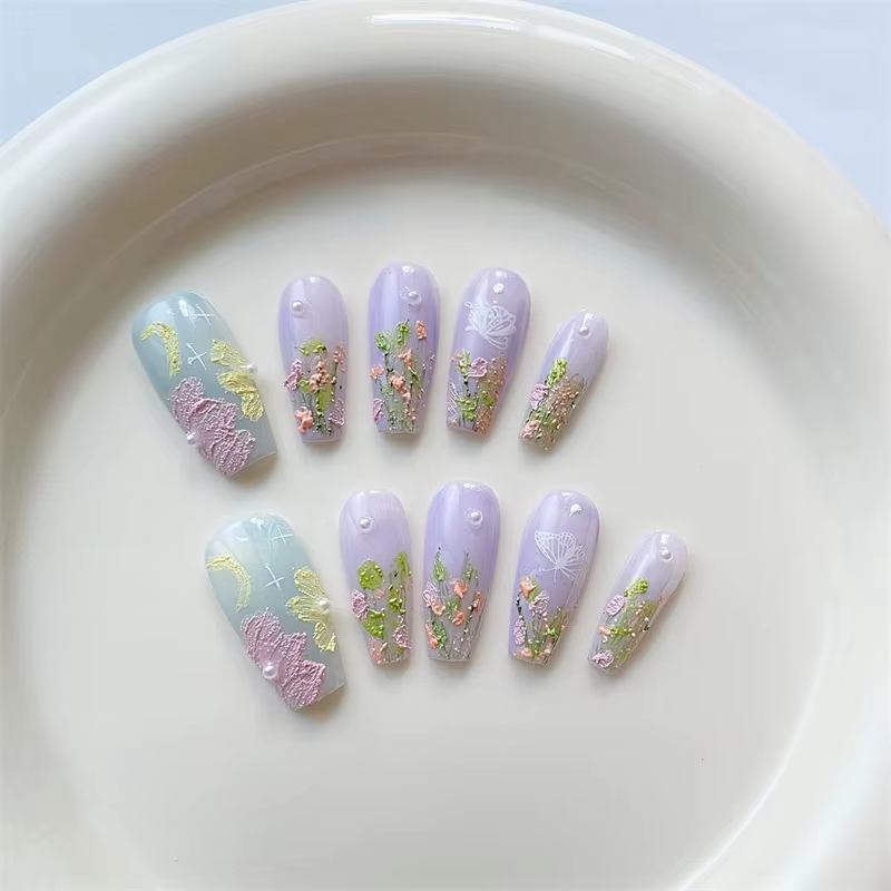Faux Ongles Adhésifs et Réutilisables pour Femme