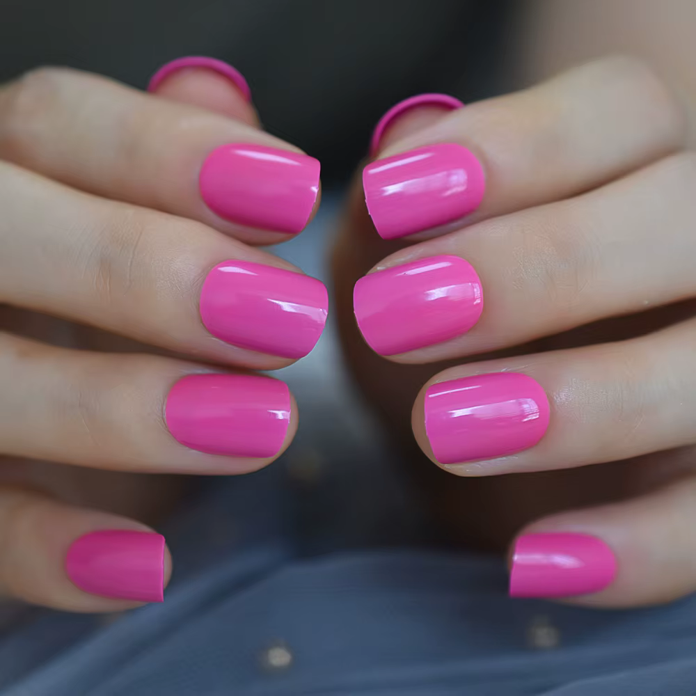 Faux ongles courts Squoval couleur Violet néon solide