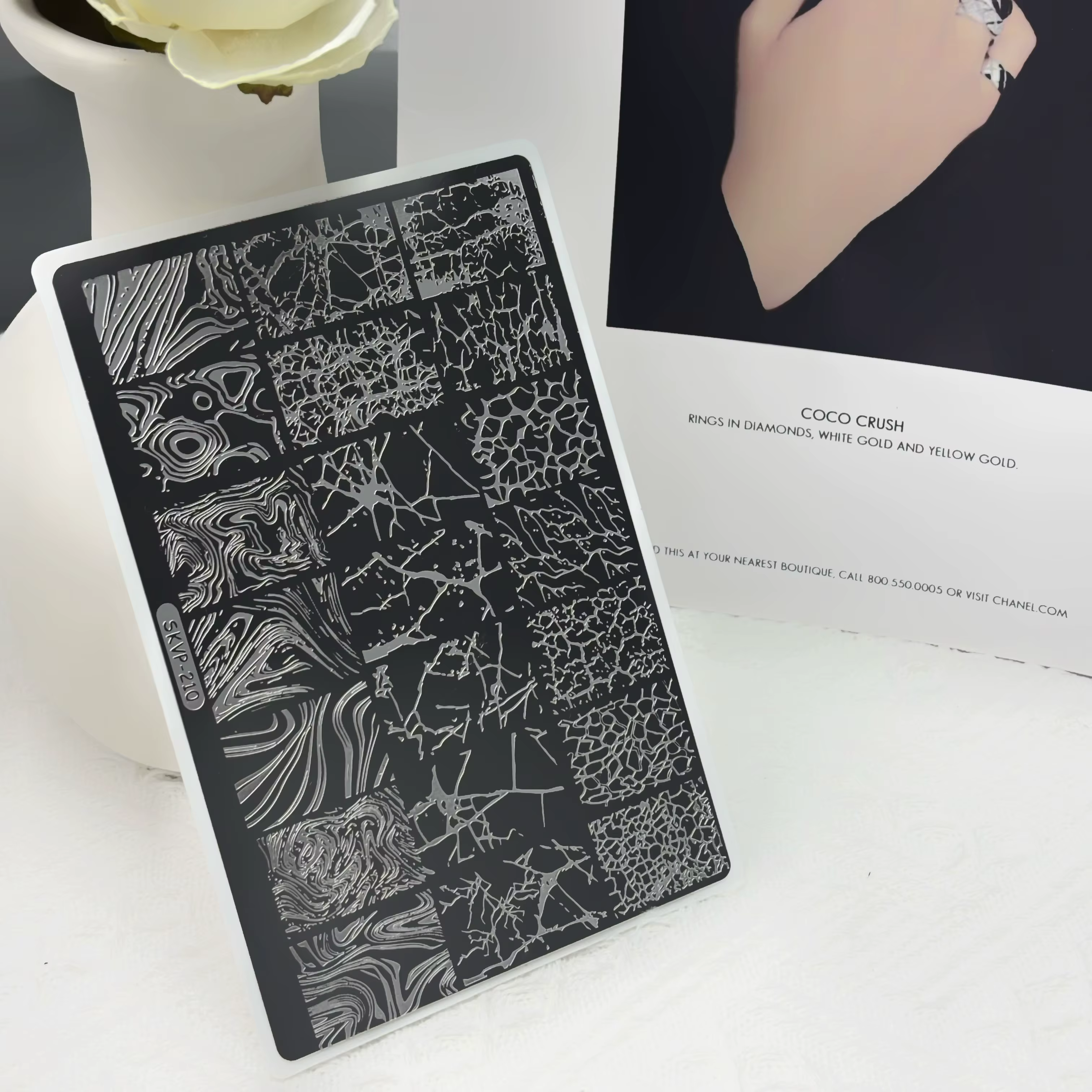 Plaque d'estampage d'ongles