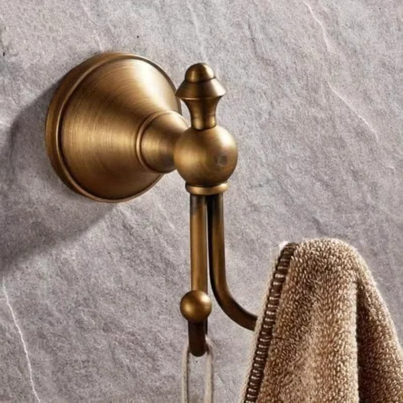 Porte-serviettes mural en laiton Antique de Style Vintage, porte-manteau et pour peignoirs avec finition brossée pour salle de bain et vêtements