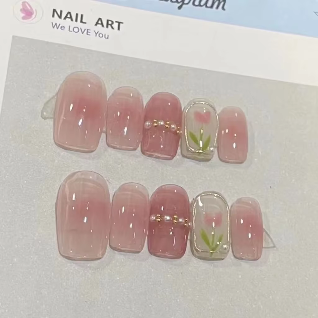 Printemps Fille Blush Manucure Perle Tulipe Carré Faux Ongles Rose Doux Fait À La Main Nail Art Patchs