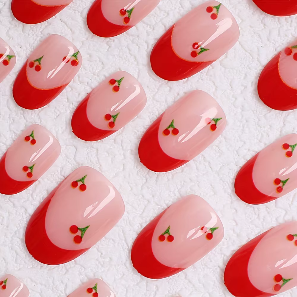Faux ongles ovales courts à bord français rouge