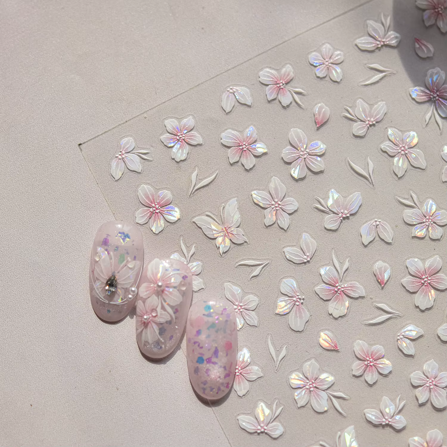 Autocollants pour ongles avec paysage printanier et ombres de fleurs