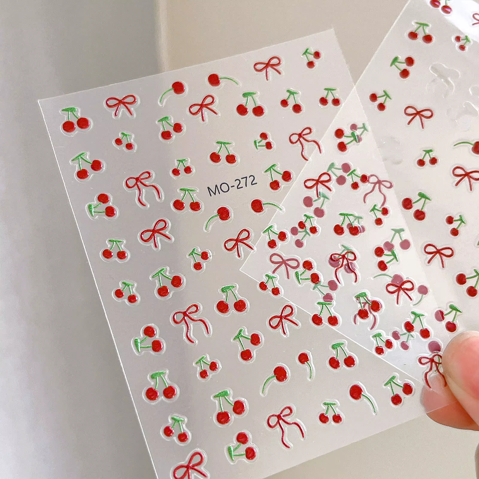 Autocollants 3D pour ongles motif cerises rouges