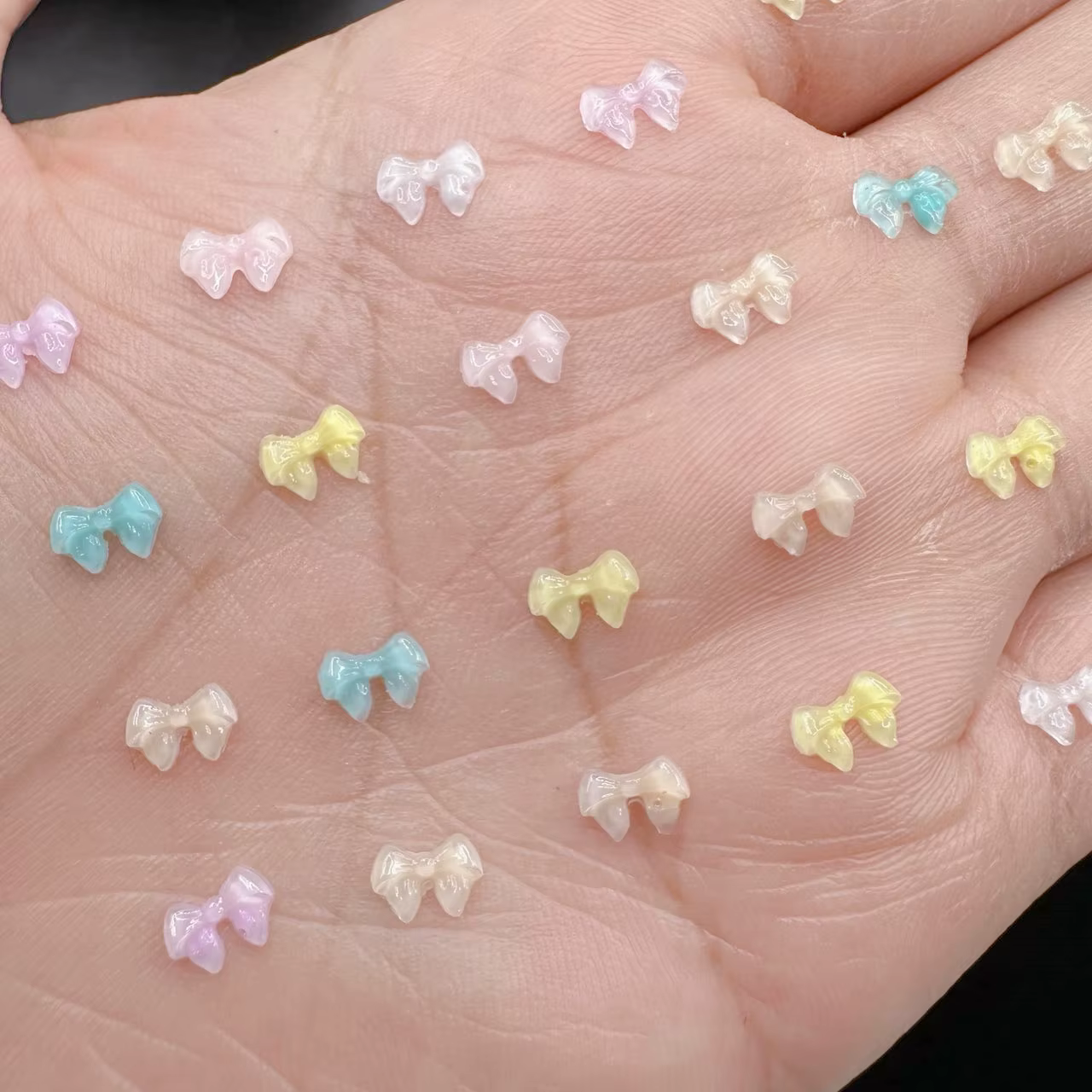 Pièces de Nail Art à nœud Transparent