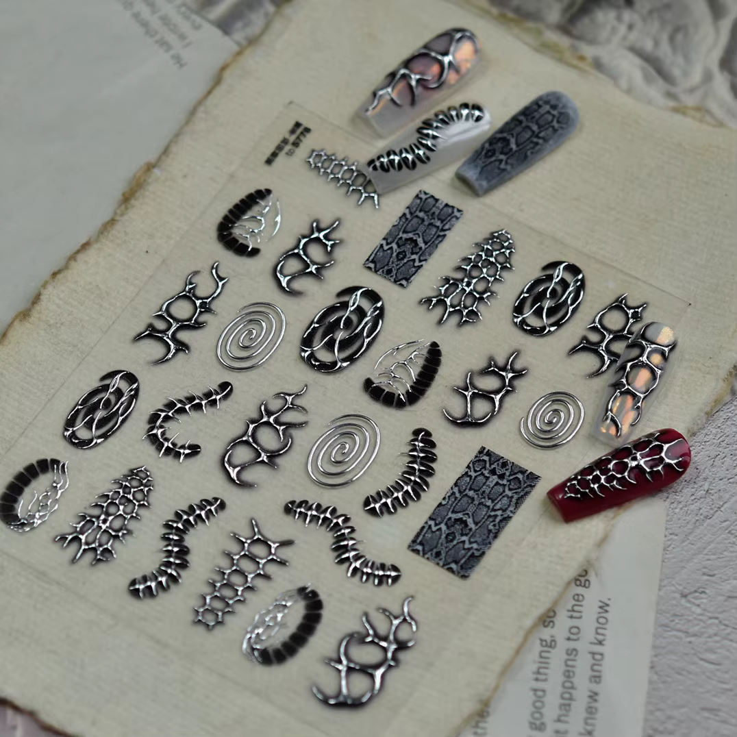 Autocollants pour ongles en métal style punk