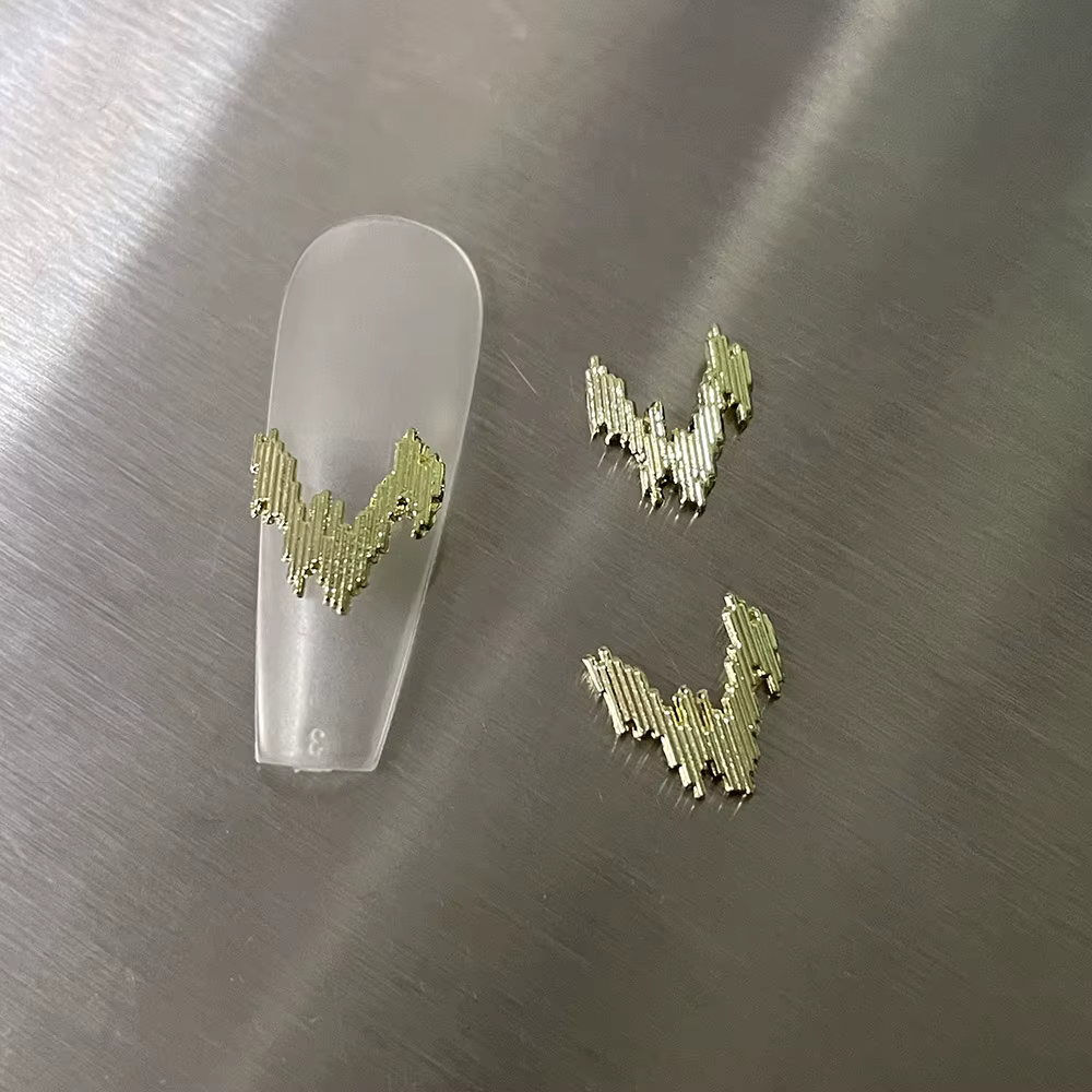 Concise W français barre irrégulière alliage d'ongle à la mode ouest élégant manucure breloques facile