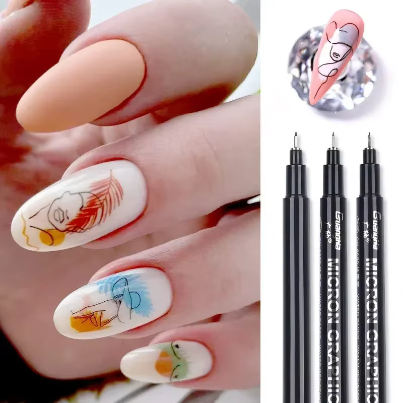 Stylo Graffiti noir pour Nail Art 3D