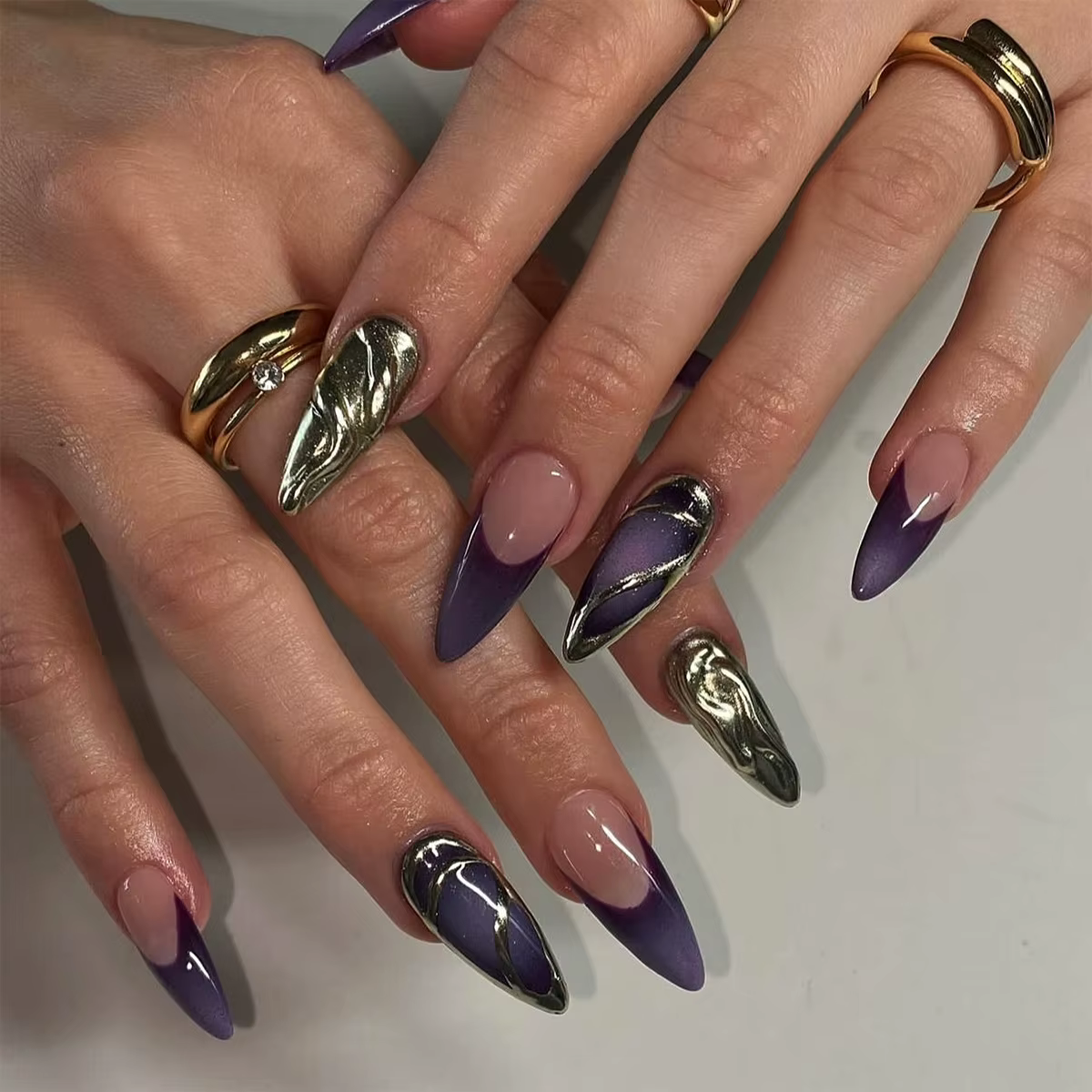 Violet mode française Nail Art 3D paillettes poudre ondulation de l'eau faux ongles détachable fini