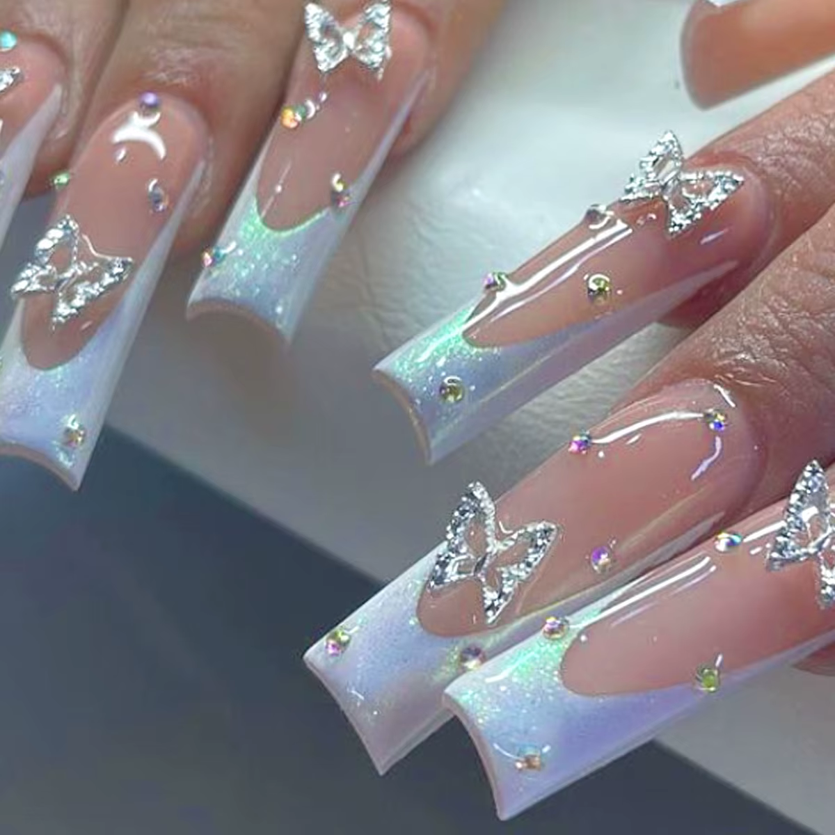 24 morceaux d'ongles longs et nus doux (forme carrée)