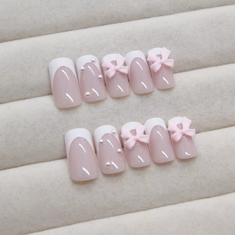 Faux ongles de ballet à presser avec motif de fleurs