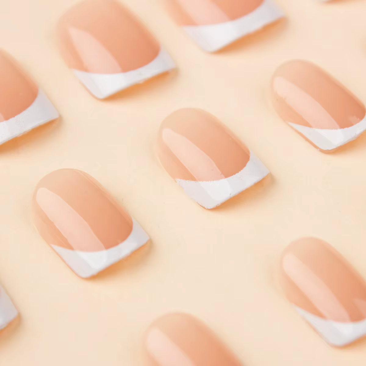 Faux ongles carrés courts pour femmes et filles