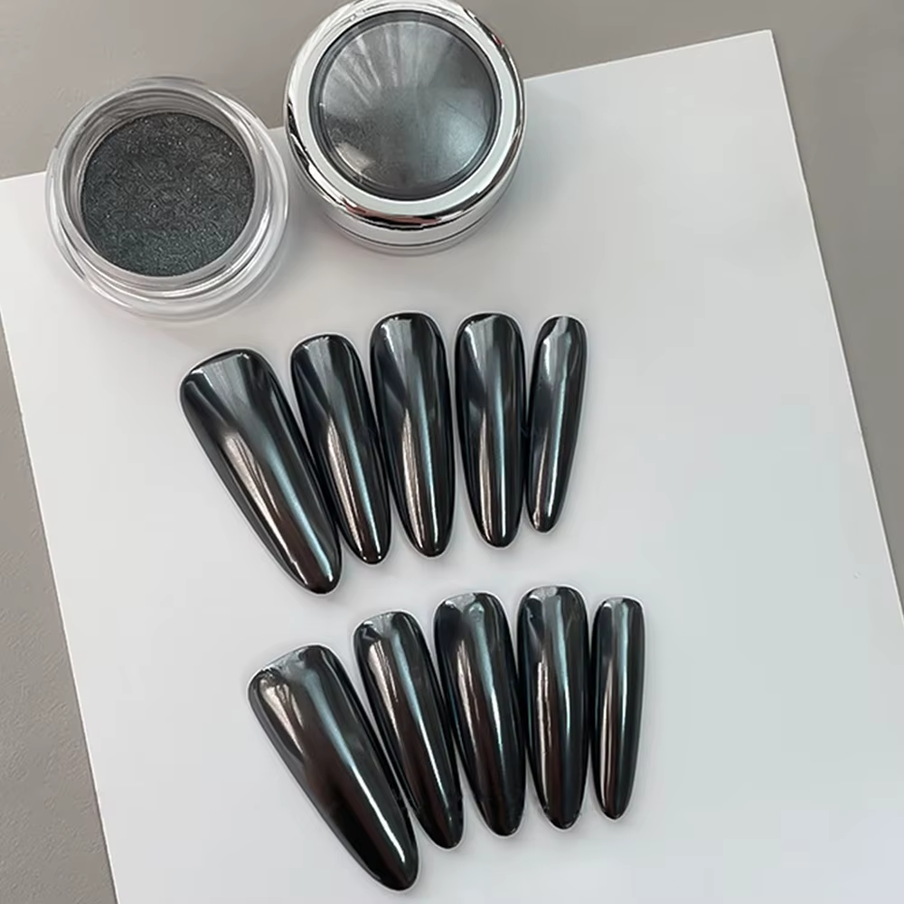 Poudre à ongles chromée noire brillante