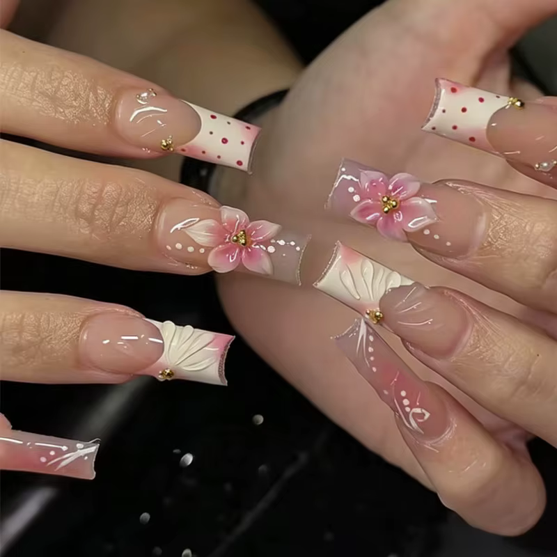 24 pièces Simple français presse sur faux ongles court carré